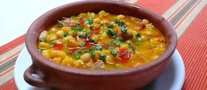 Image Source http://elfederal.com.ar/nota/revista/27107/locro-abanderado-de-la-mesa-argentina