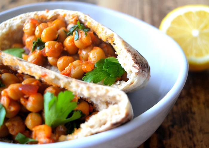 Photo Credit http://longplayerkitchen.com/2015/08/02/spicy-chickpea-pitas/ 