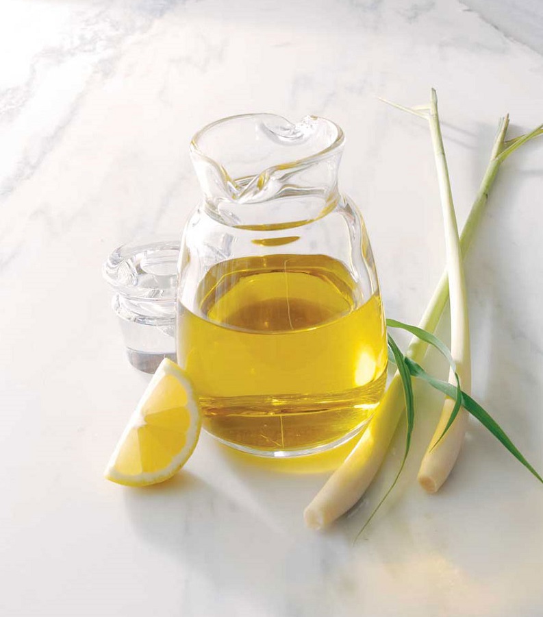 Photo Credit http://www.motherearthliving.com/cooking-methods/love-lemon-herbs-lemongrass-oil.aspx