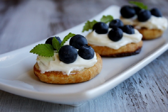 Photo Credit http://www.recipegirl.com/2011/08/15/fresh-blueberry-dessert-bruschetta/