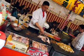 The Very Sight Of These Japanese Street Food Will Make Your Stomach Tingle!! Delicious!